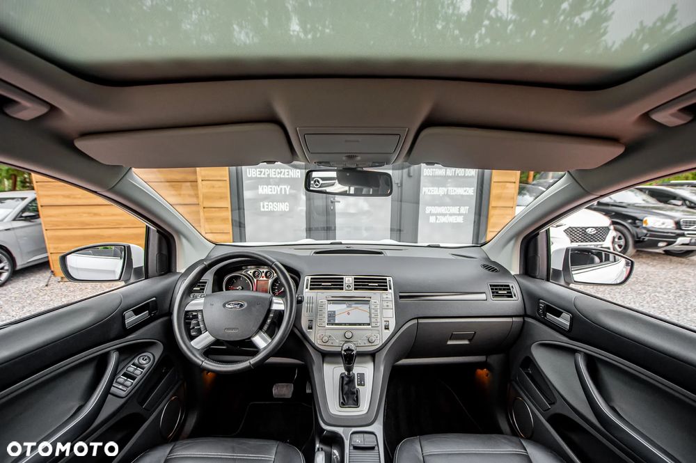Ford Kuga 2.0 TDCi 4x4 Titanium - 25