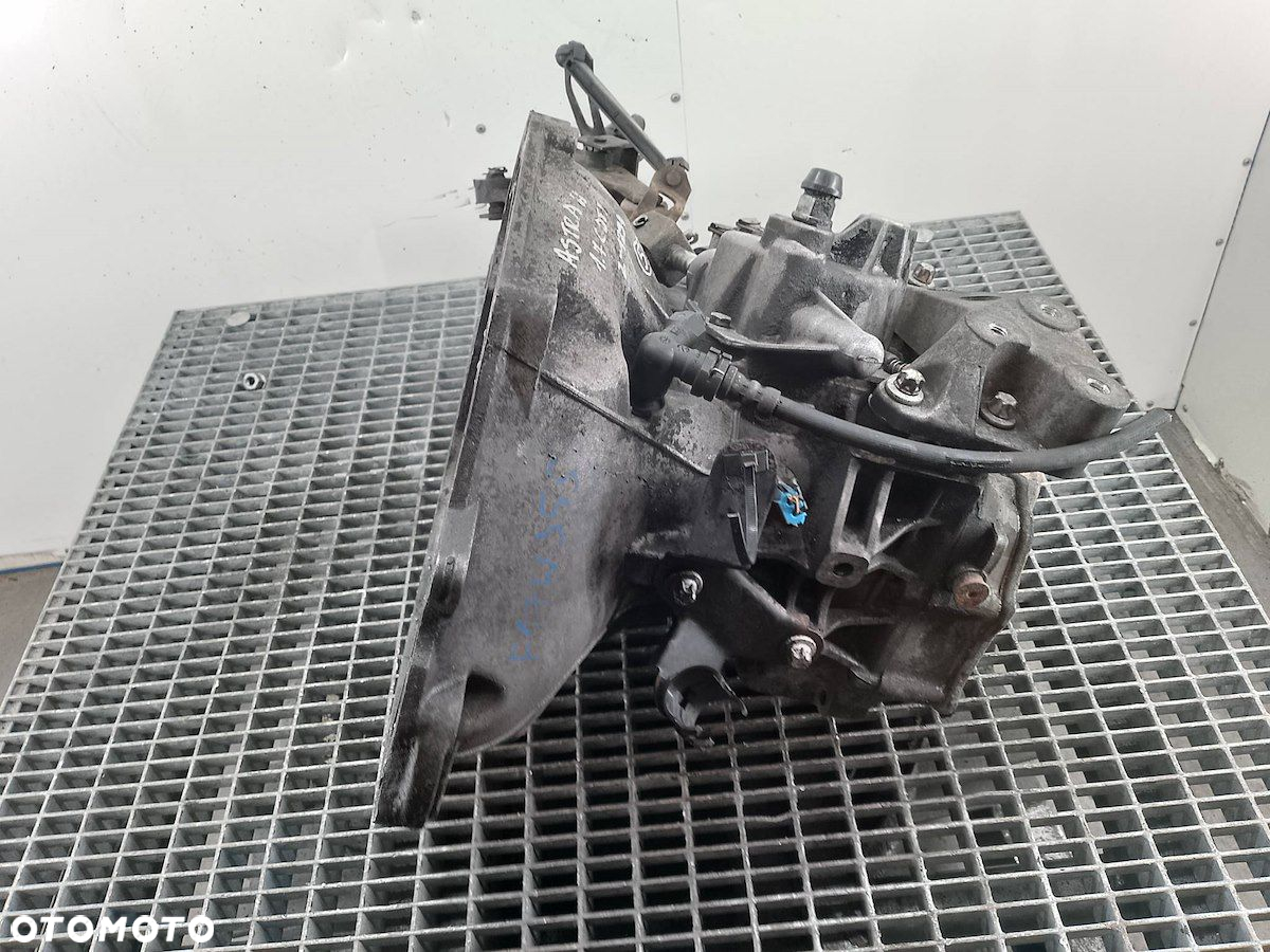 SKRZYNIA BIEGÓW MANUALNA OPEL ASTRA H F17W355 1.7 CDTI - 2
