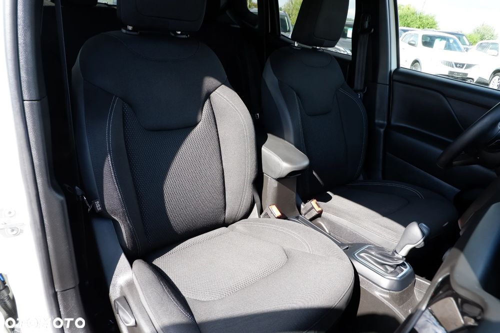 Jeep Renegade 1.3 T-GDI Automatik Longitude - 10