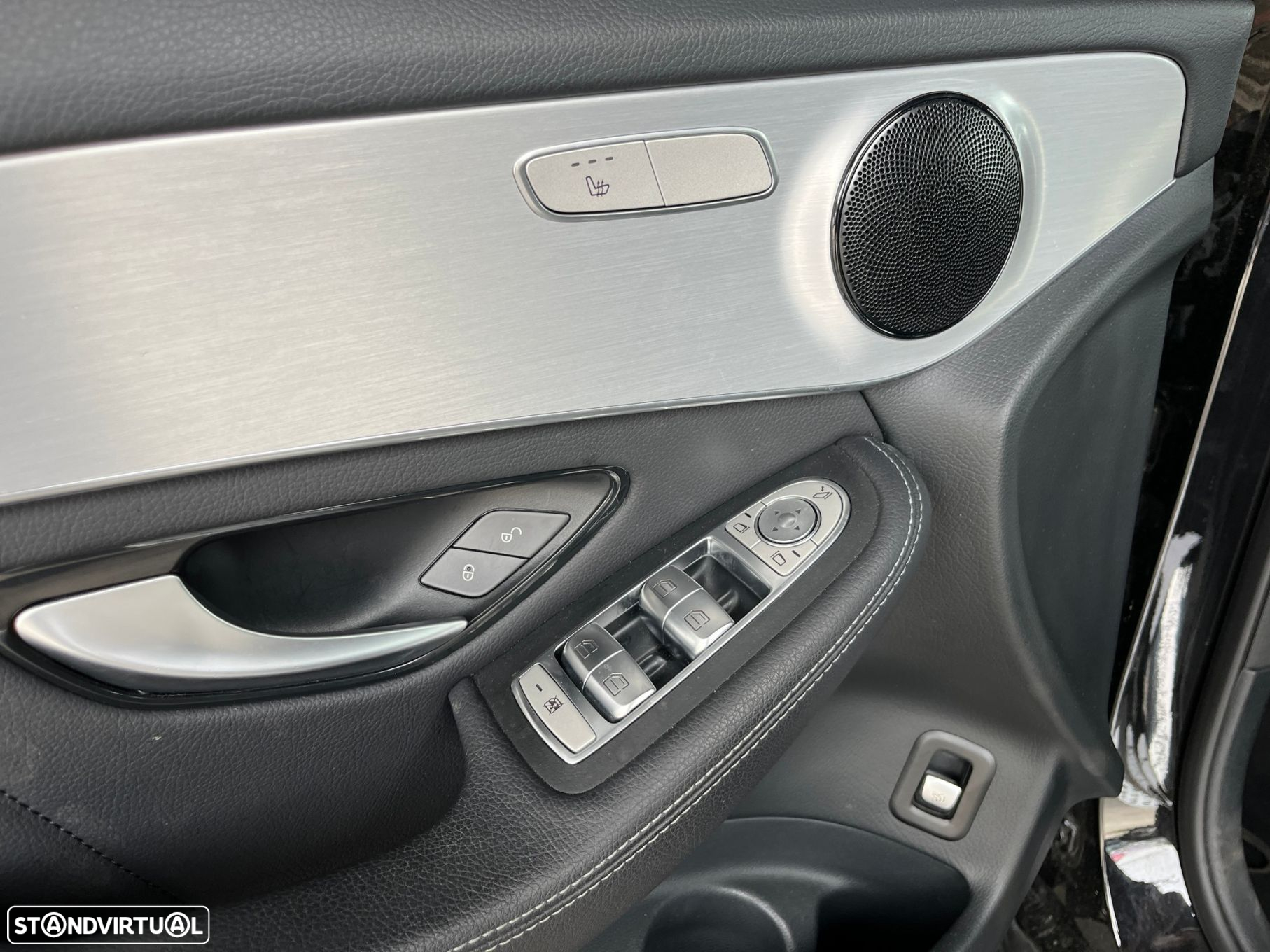 Mercedes-Benz GLC 300 de 4Matic - 13
