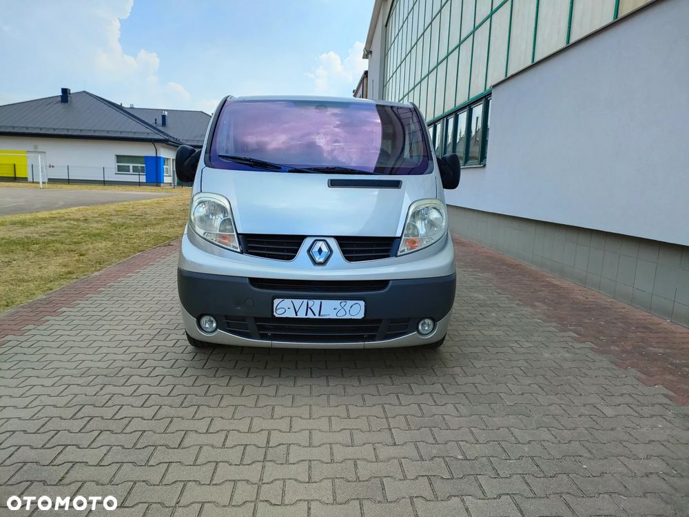 Renault Trafic - 2