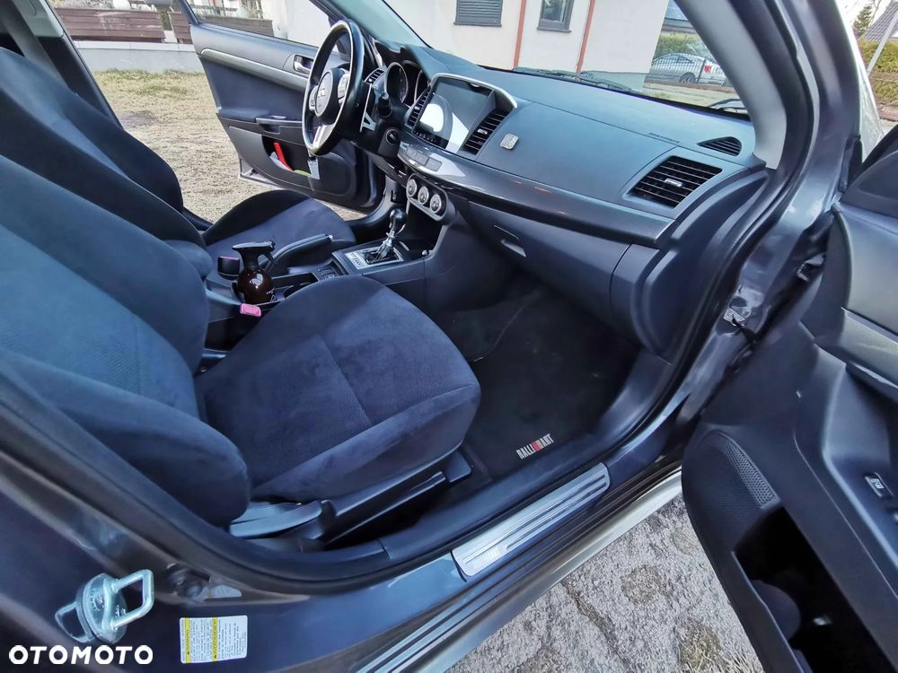 Mitsubishi Lancer 2.0 Ralliart GSR - 9