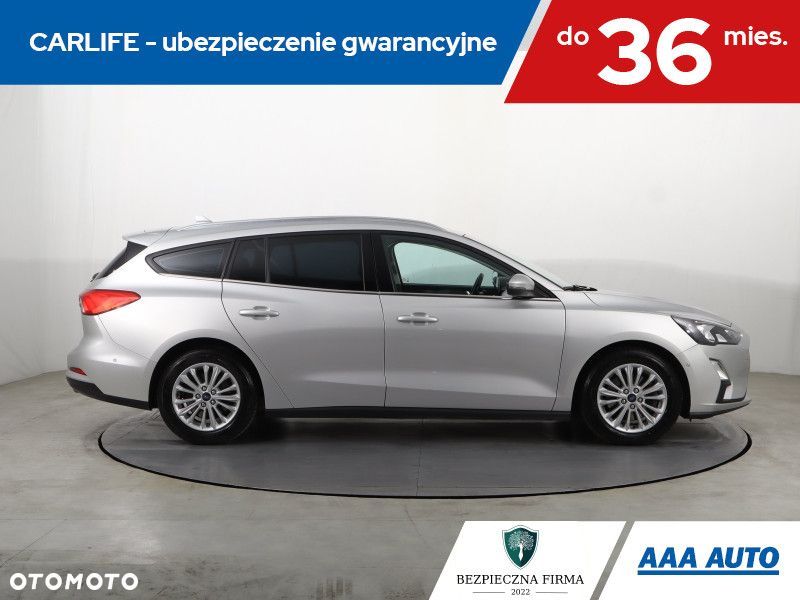 Ford Focus SW - 8