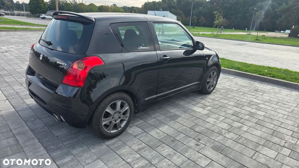 Suzuki Swift 1.6 Sport - 28