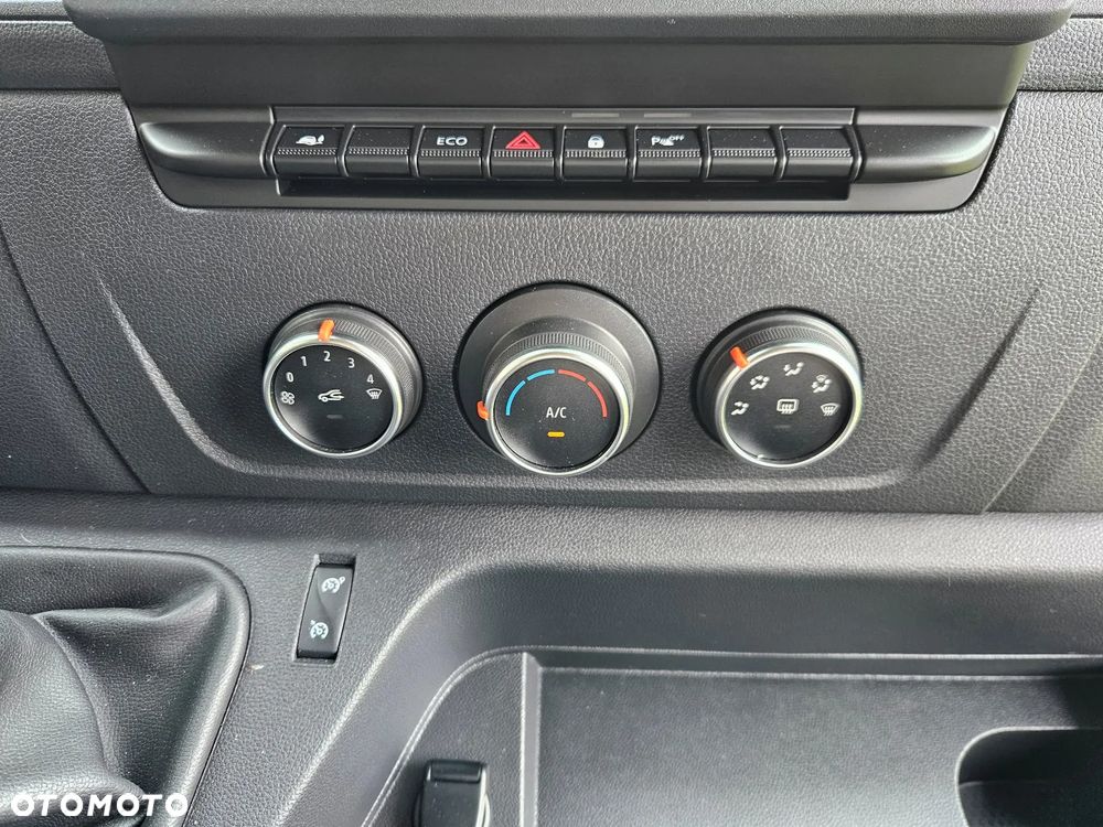 Renault Master L2H2 2.3dCi 136KM - 25