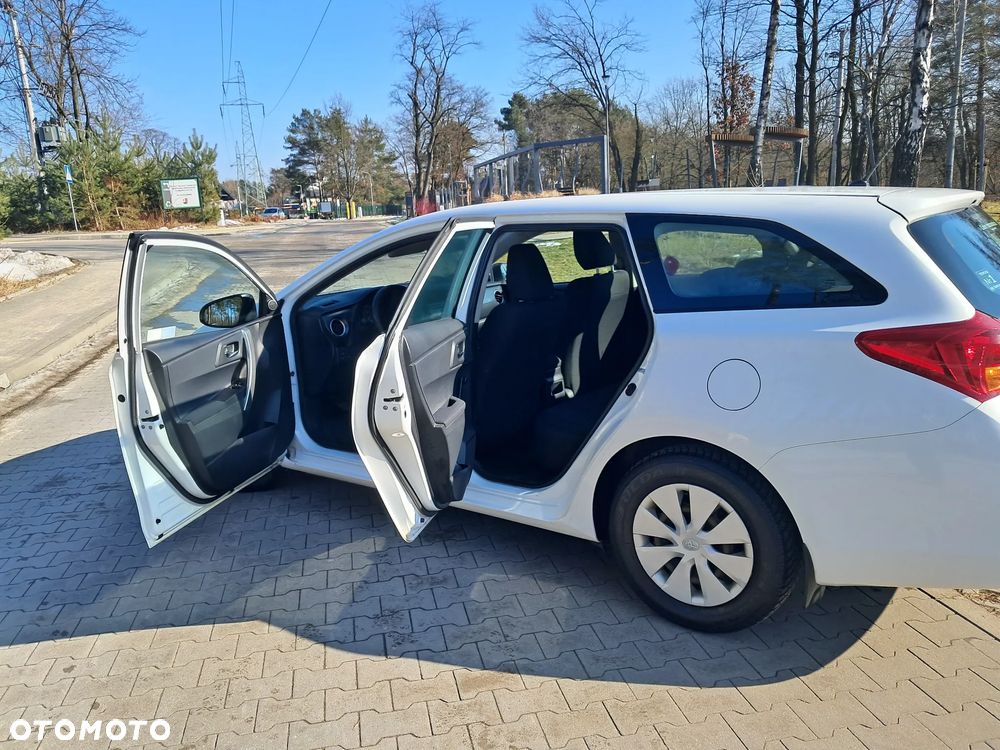 Toyota Auris 1.4 D-4D Active - 4