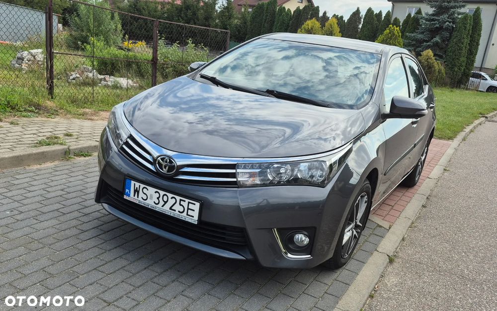 Toyota Corolla - 1