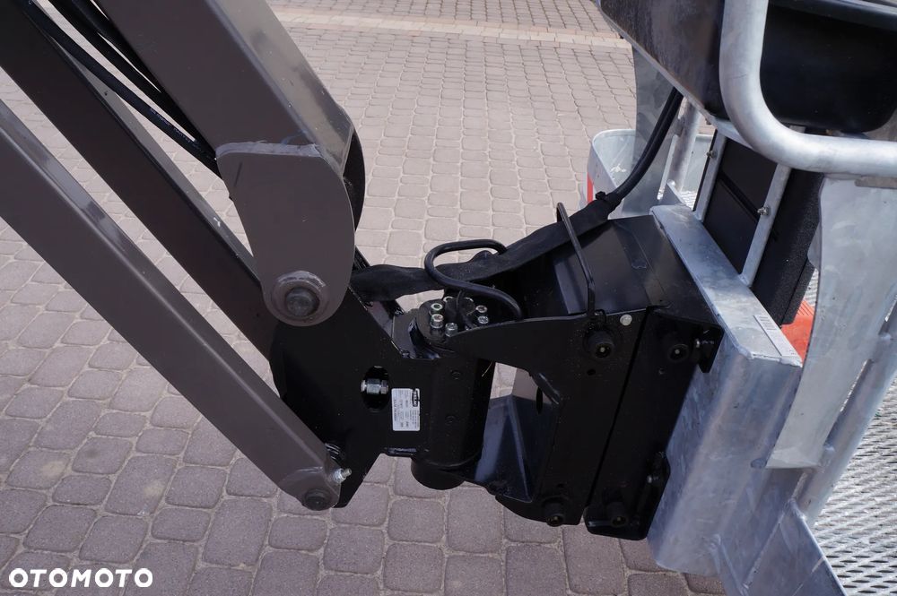 Manitou samojezdny podnośnik koszowy 180 ATJ 18 Metrów - 11