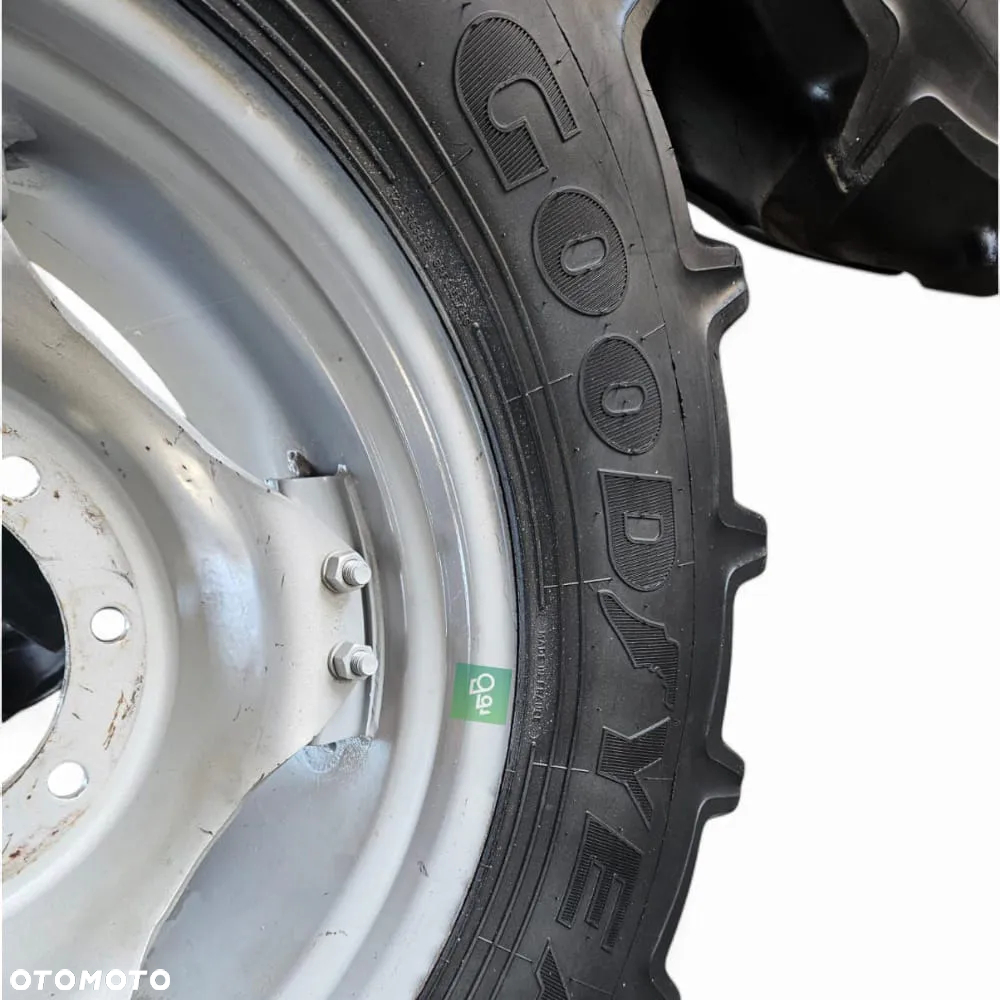 Koła Przednie 420/70 R24 Opona Goodyear Felga Titan Deutz-fahr Agrotron 140 - 4