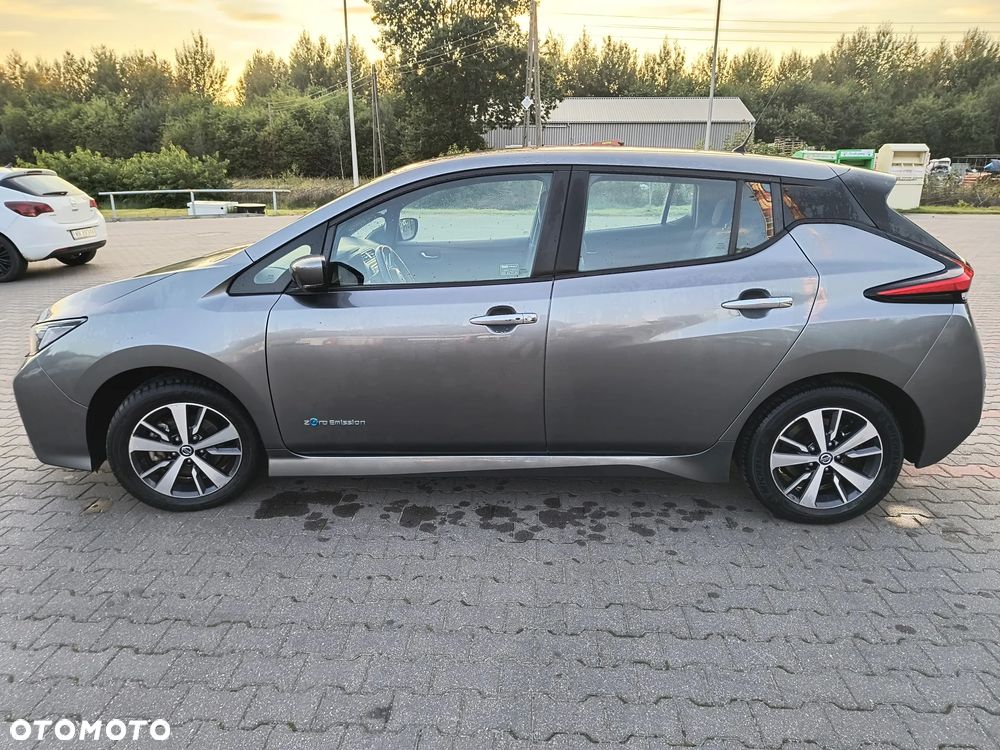 Nissan Leaf 40kWh N-Connecta - 6