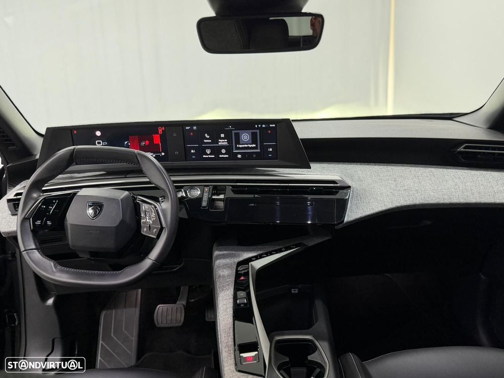 Peugeot 3008 1.2 Hybrid Allure e-DCS6 - 8