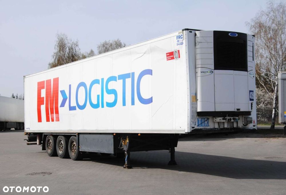 Schmitz Cargobull SKO Doppelstock - 1