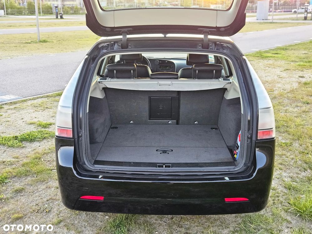 Saab 9-3 1.9 TTiD Sport Kombi DPF Griffin - 16