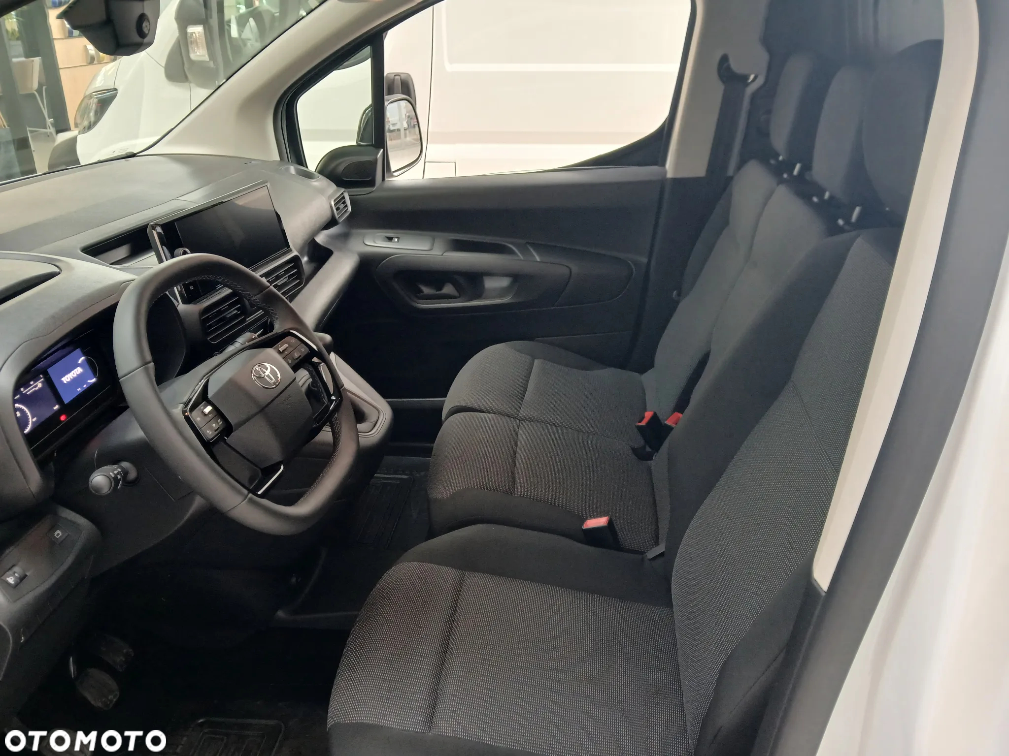 Toyota PROACE CITY - 7