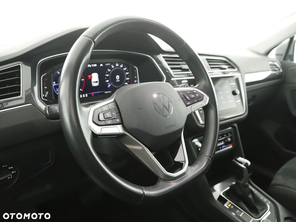 Volkswagen Tiguan - 9