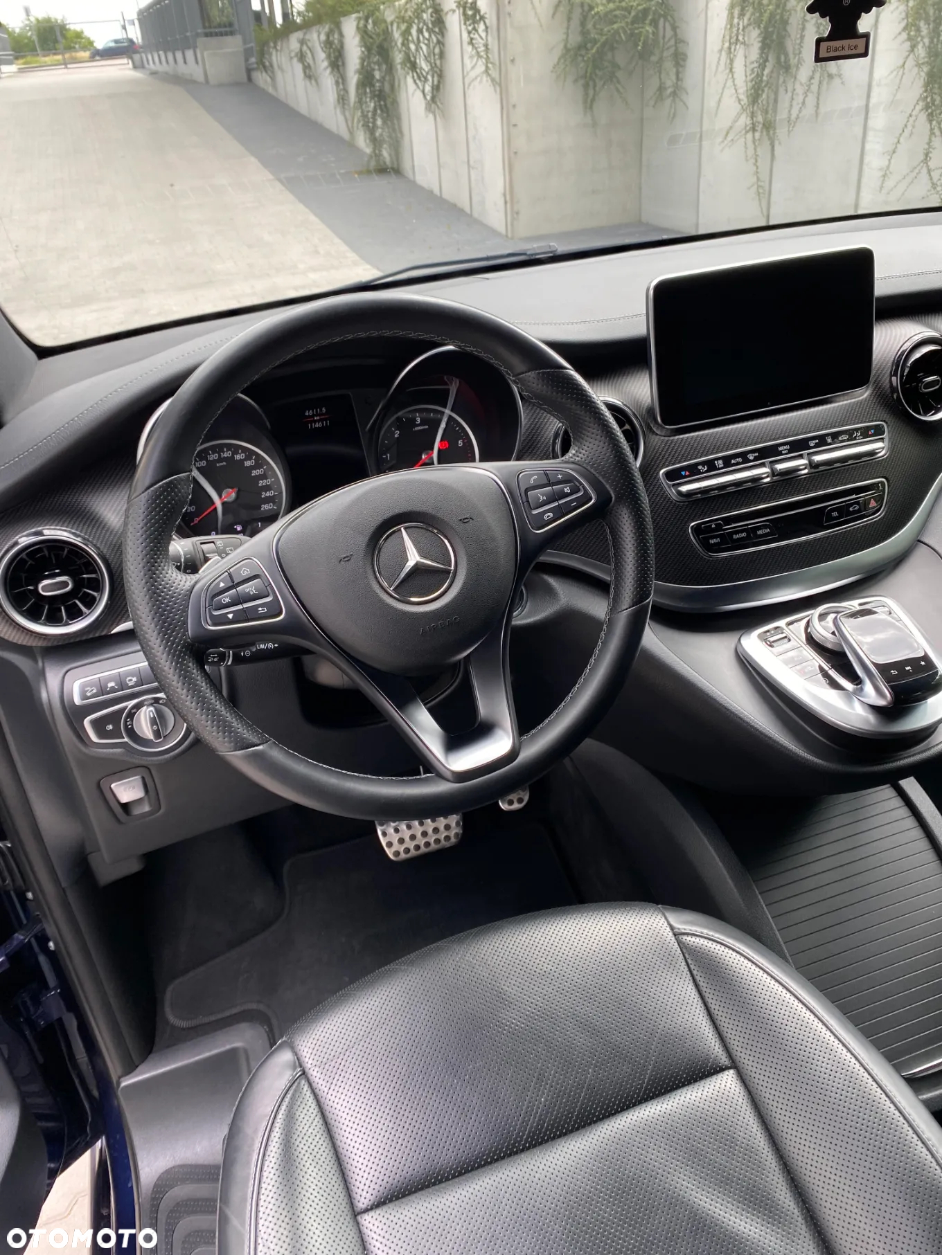 Mercedes-Benz Klasa V 300 d 4-Matic Avantgarde 9G-Tronic (d³ugi) - 4