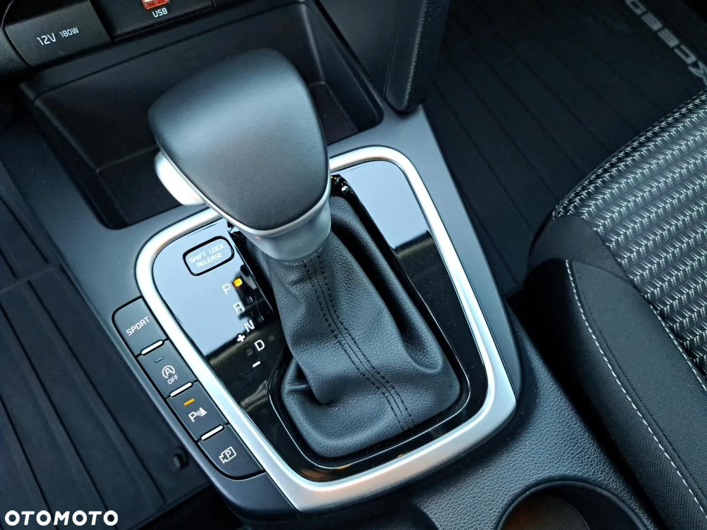 Kia XCeed 1.5 T-GDI M DCT - 16