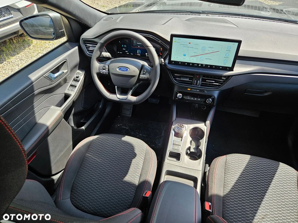 Ford Kuga 2.5 FHEV FWD ST-Line - 17