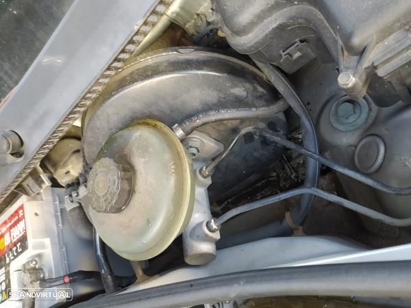 Servofreio Volkswagen Passat (3B2) - 1