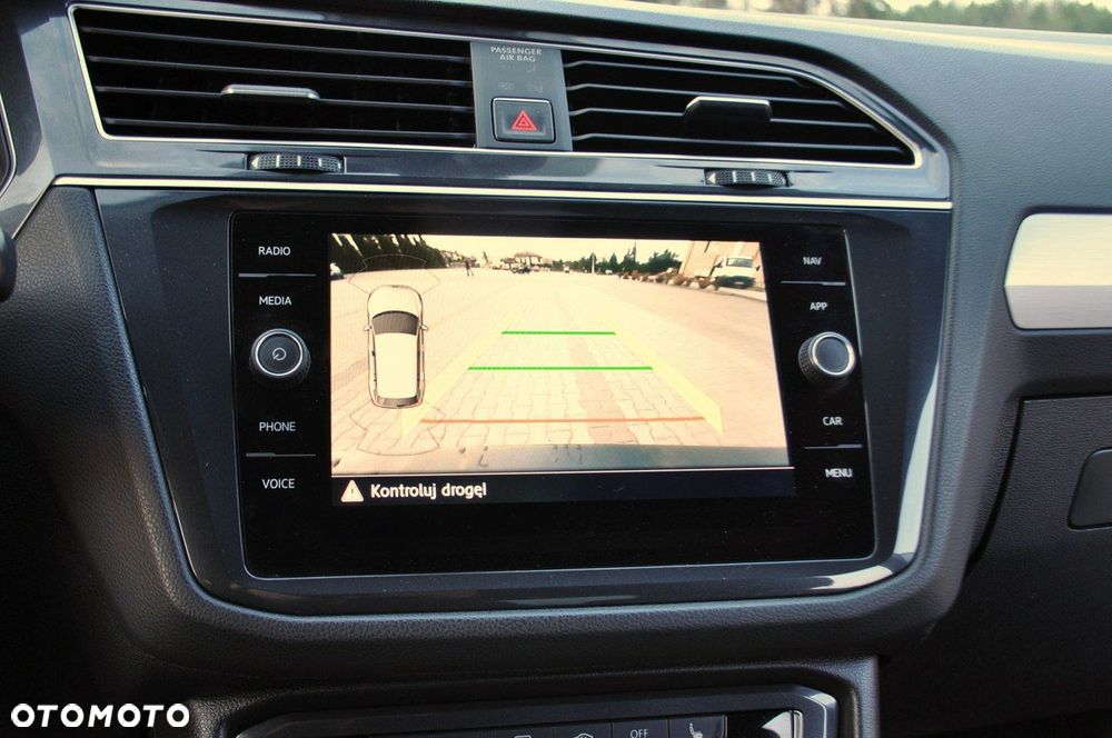 Volkswagen Tiguan - 31