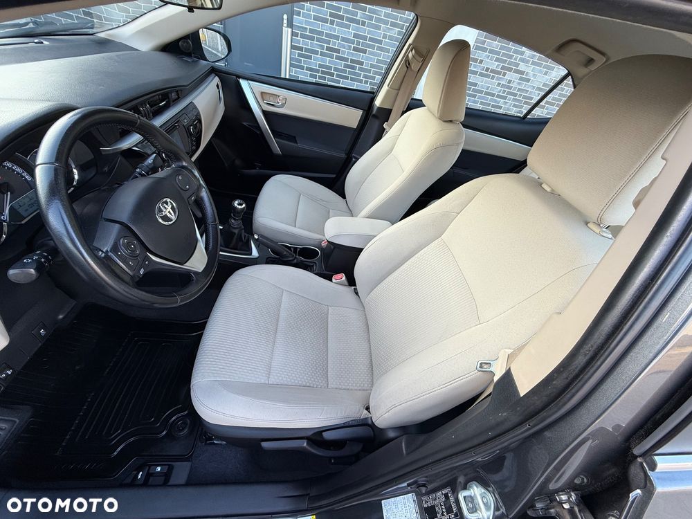 Toyota Corolla 1.6 Premium - 21