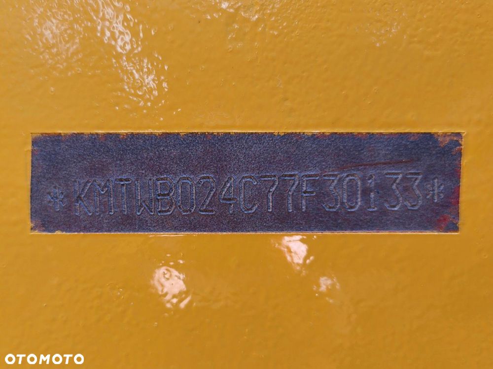 Komatsu WB97S-5E0 - 7