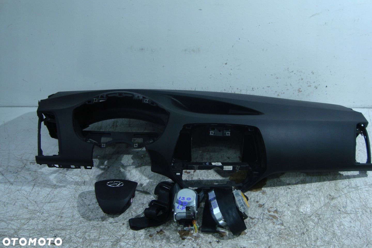 KOKPIT DESKA KONSOLA AIRBAG PASY HYUNDAI I20 I 08-14 ORGINAŁ - 1