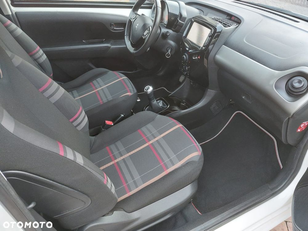 Peugeot 108 VTI 68 Top Style - 25