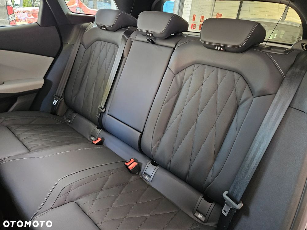 Ford Explorer 79kWh Premium RWD - 12