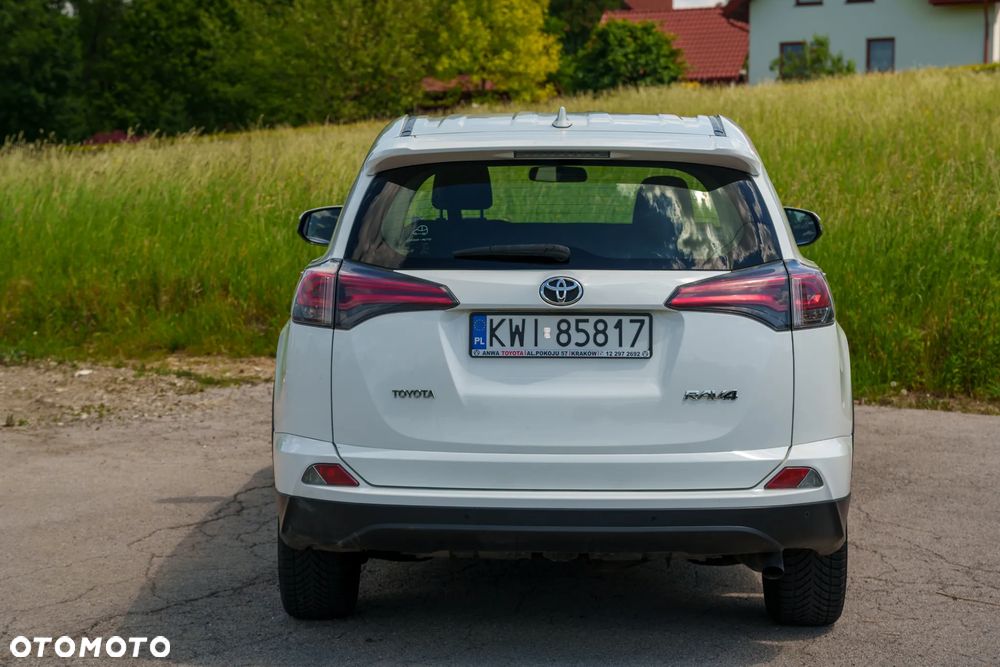 Toyota RAV4 2.0 D-4D Active 4x2 - 28
