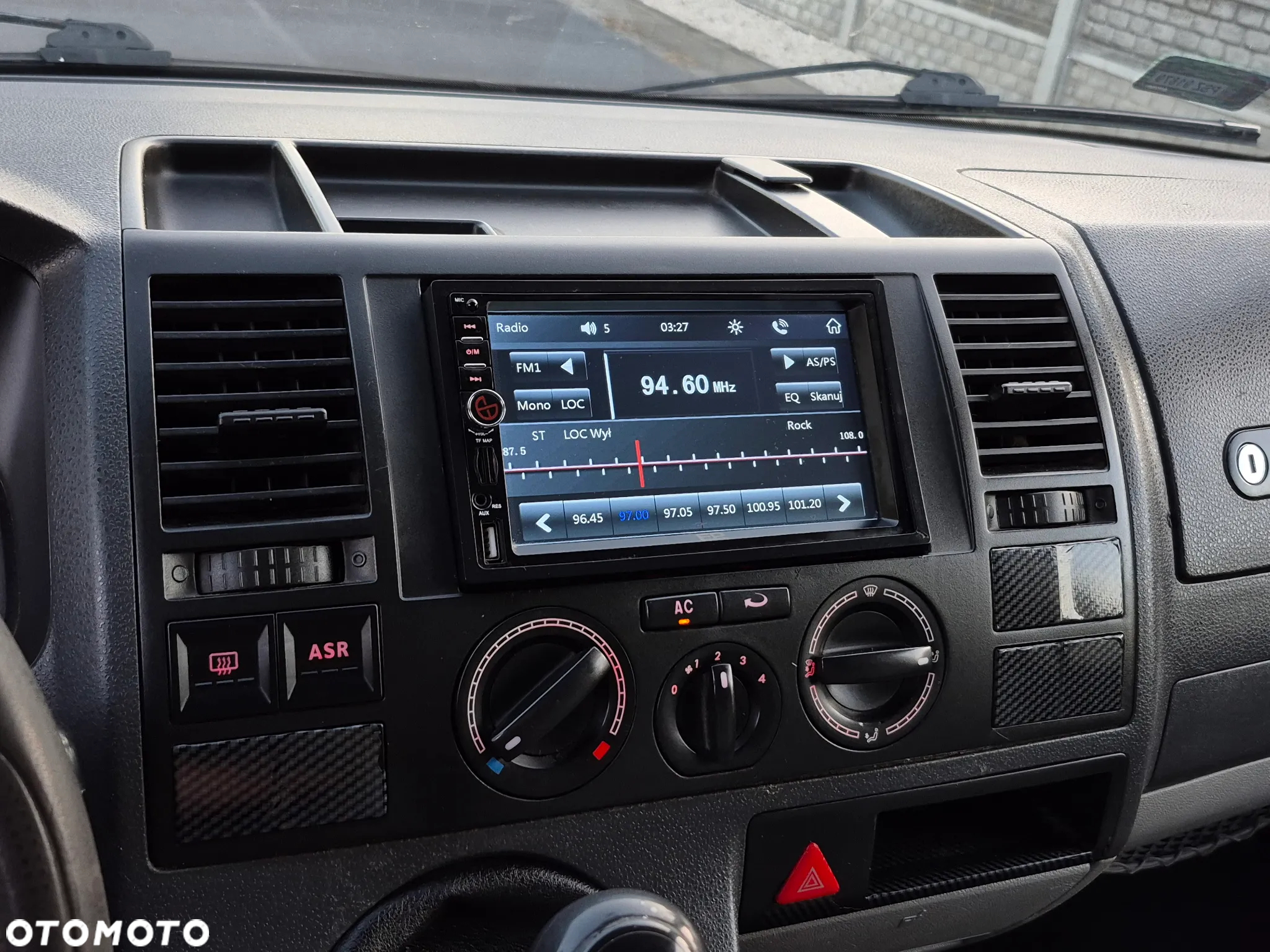 Volkswagen T5 1.9 TDI 105km. - 11