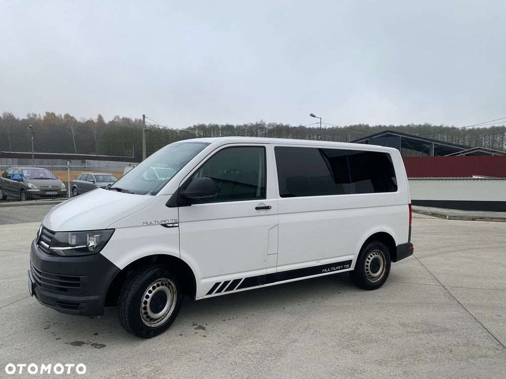 Volkswagen Transporter - 2