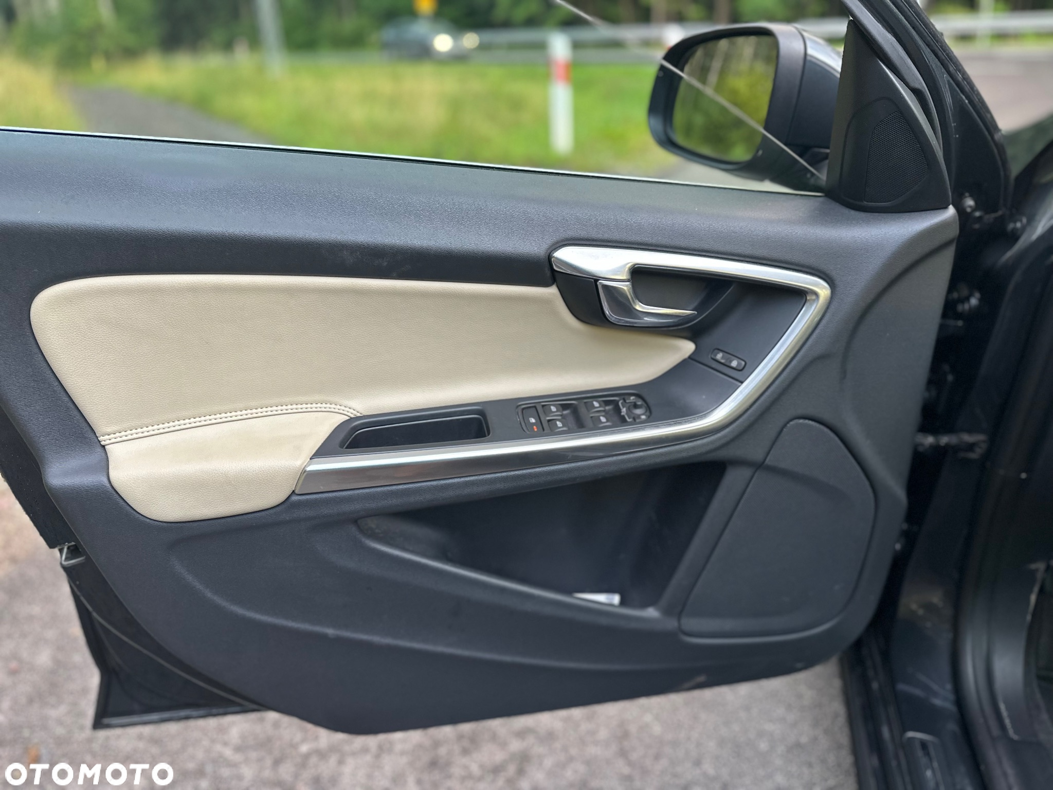 Volvo V60 D4 Drive-E Summum - 22