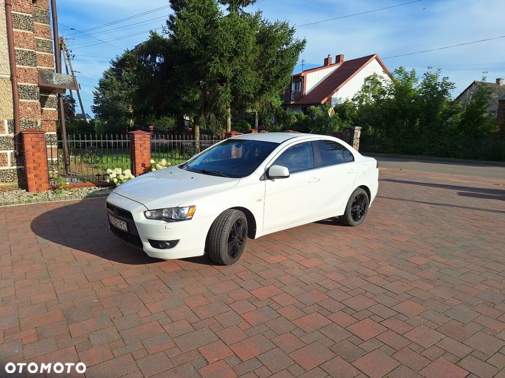 Mitsubishi Lancer 1.6 Inform - 4