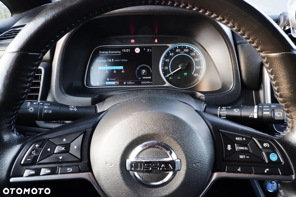 Nissan Leaf 40 kWh TEKNA - 13