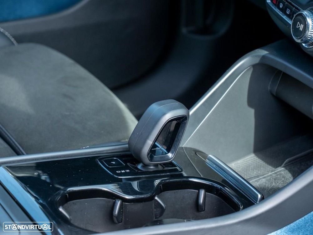 Volvo XC 40 Recharge Ultimate — fotografia 21