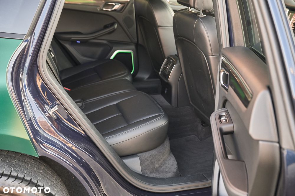 Porsche Macan - 22