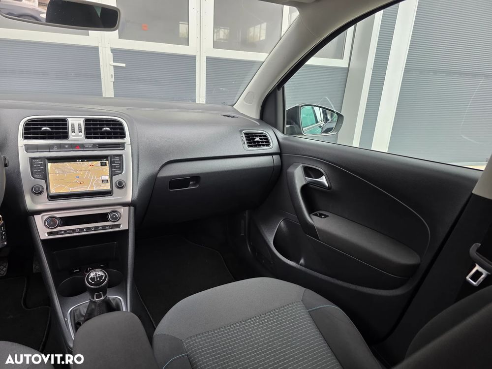 Volkswagen Polo 1.4 TDI Blue Motion Technology Lounge - 13