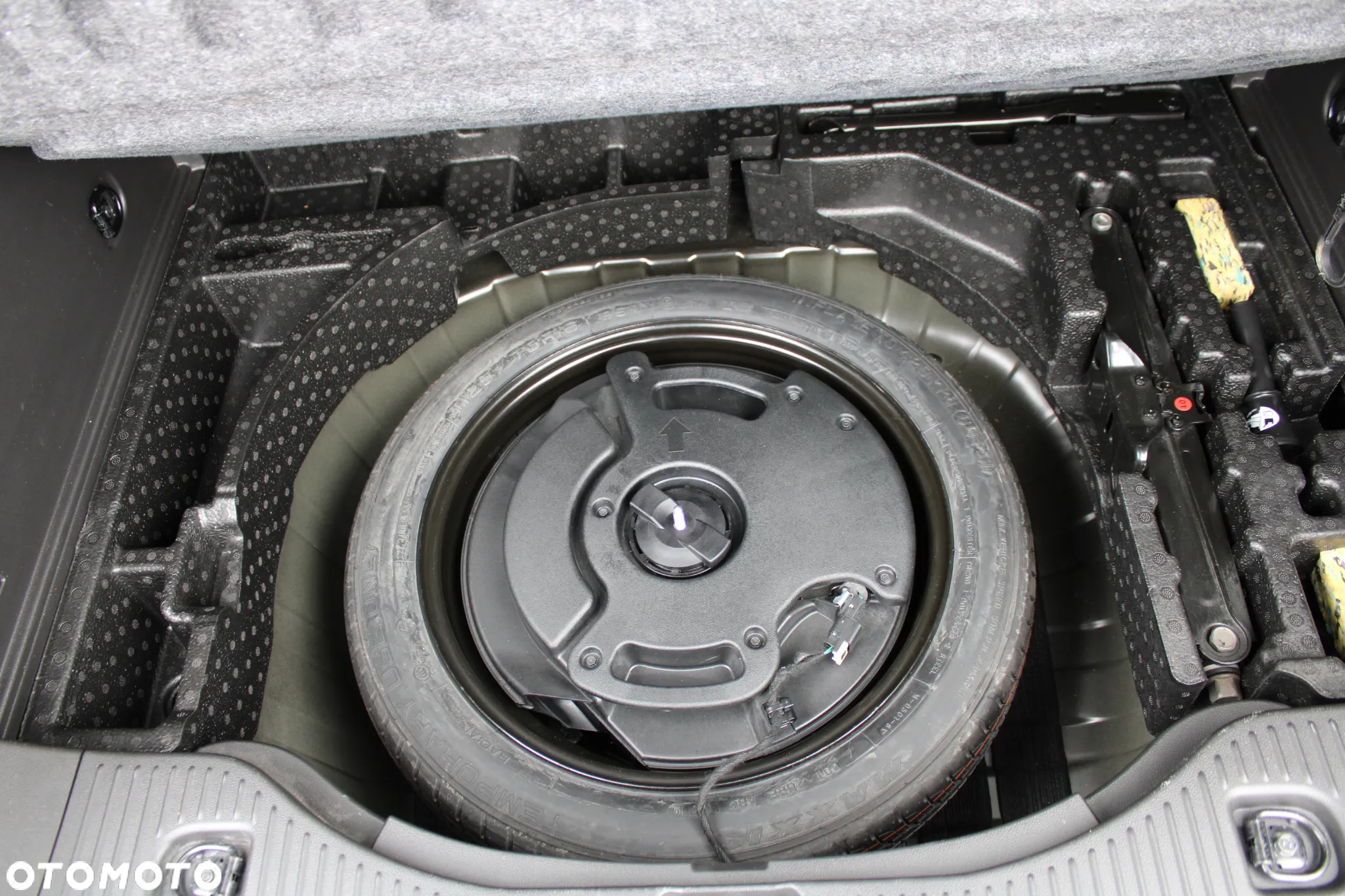 Buick Encore - 32