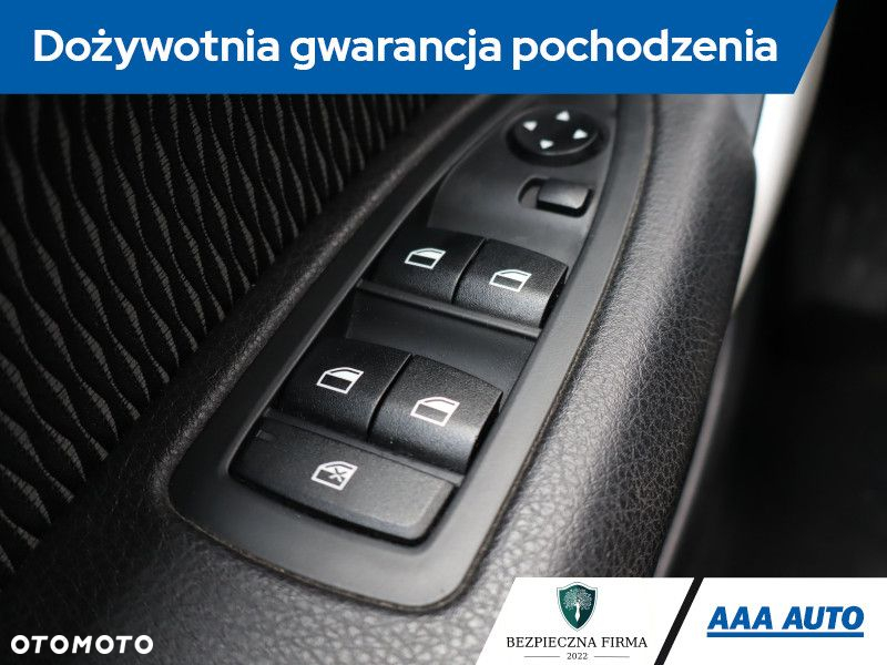 BMW Seria 1 - 20