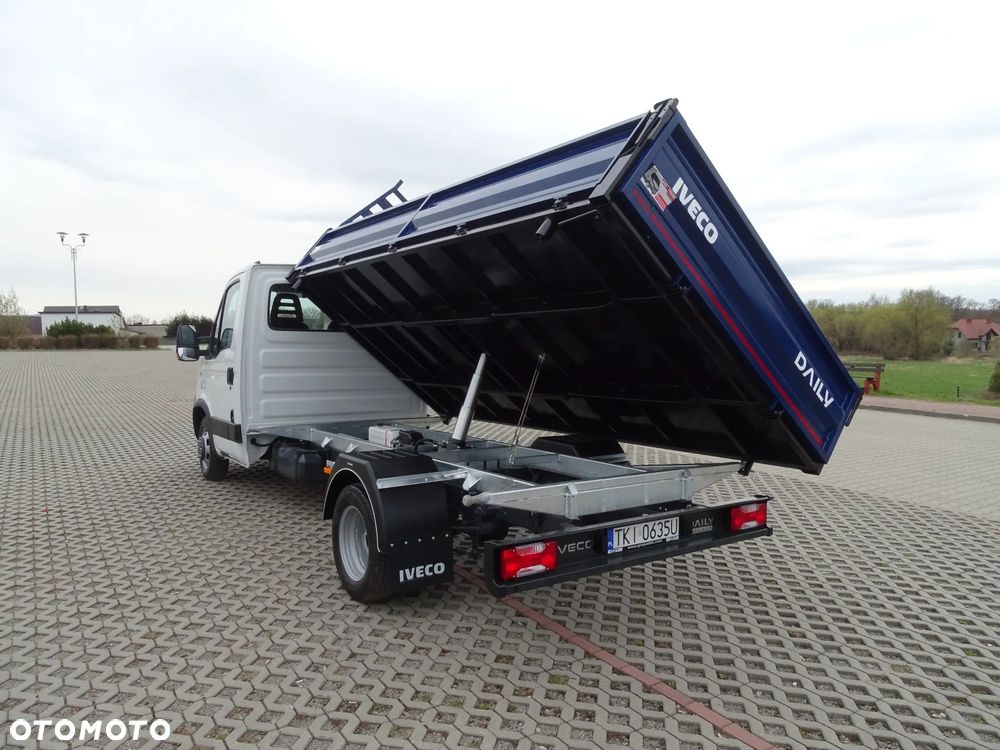 Iveco DAILY - 15