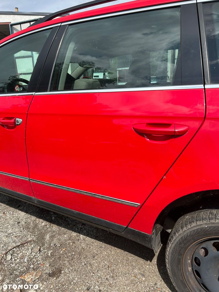 Drzwi lewe tylne kombi VW PASSAT B6 LY3D - 1