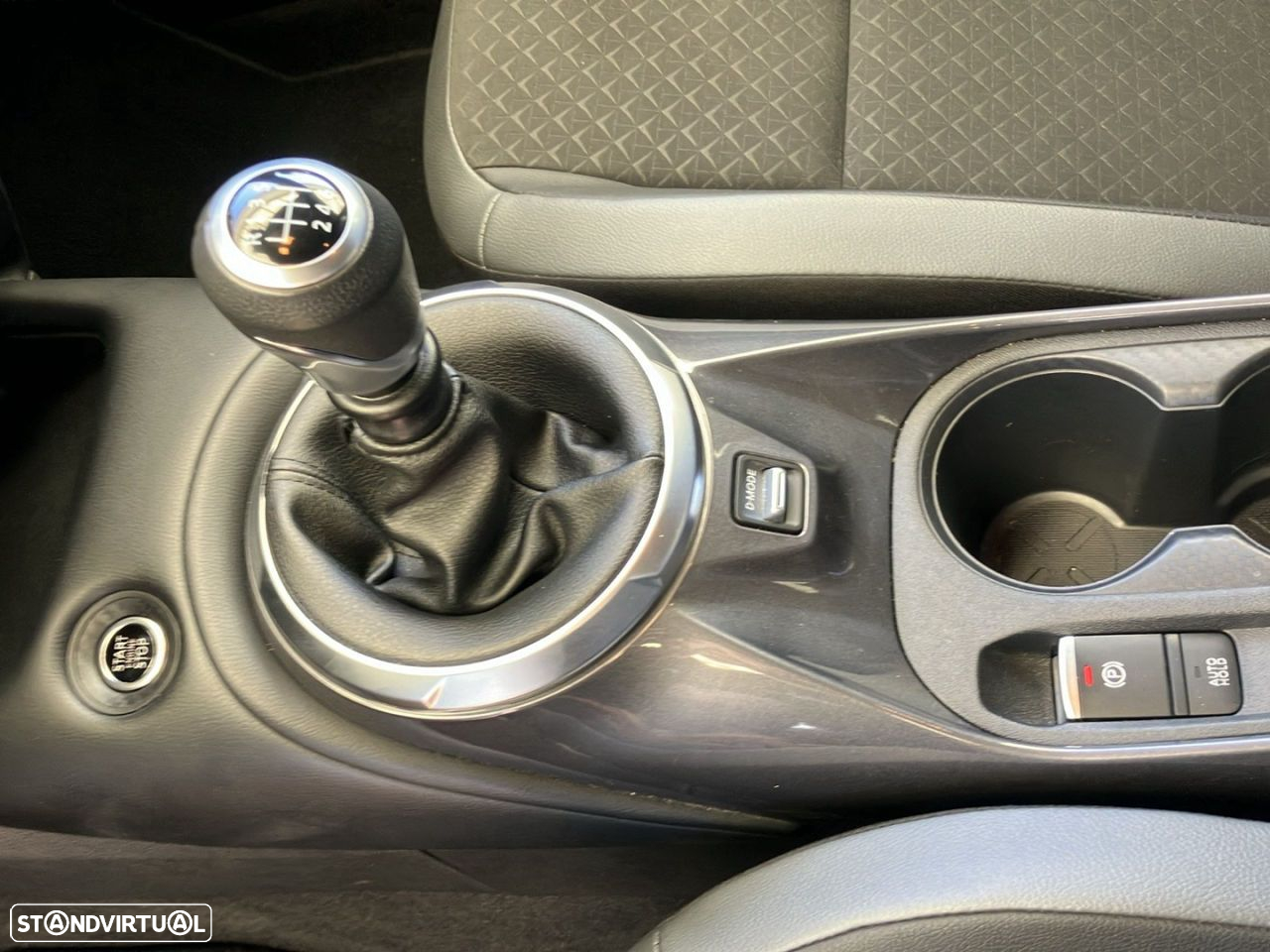 Nissan Juke 1.0 DIG-T N-Connecta - 14