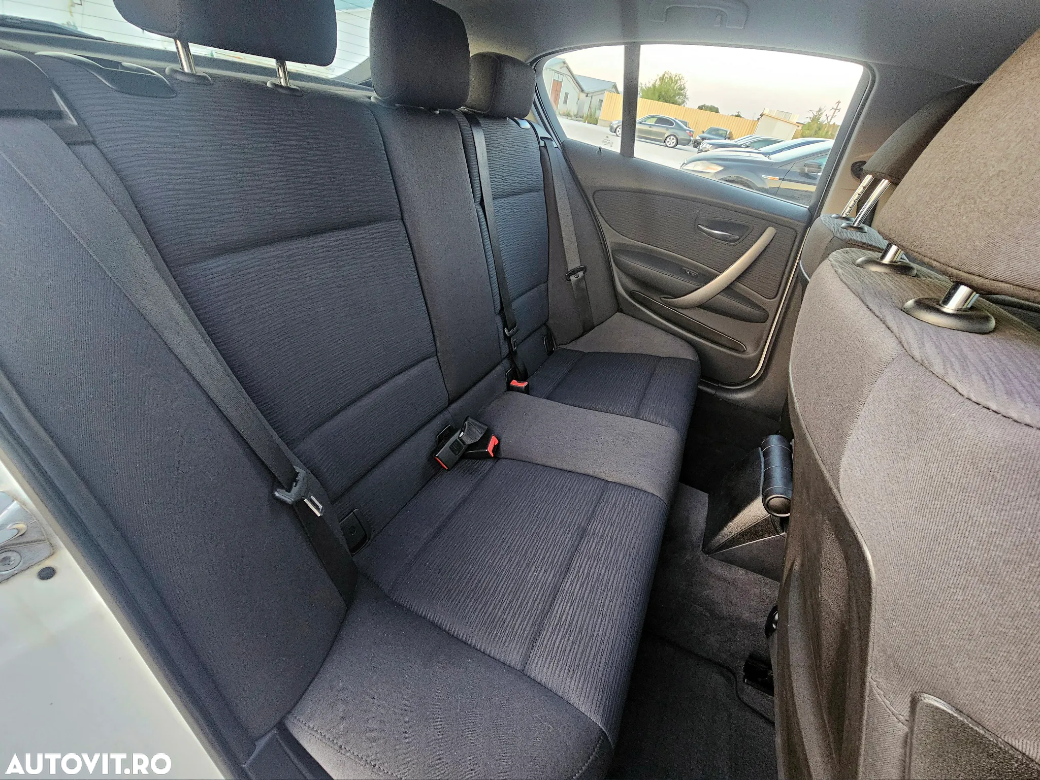 BMW Seria 1 116d DPF Edition Sport - 11