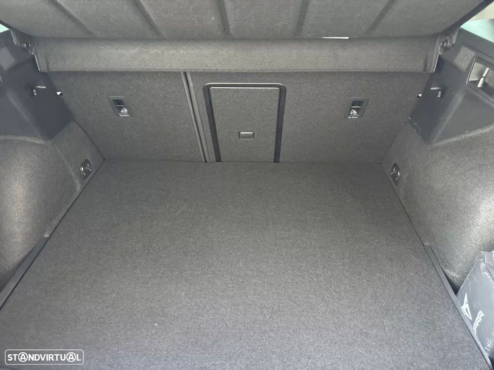 Cupra Formentor 1.4 e-Hybrid DSG - 39