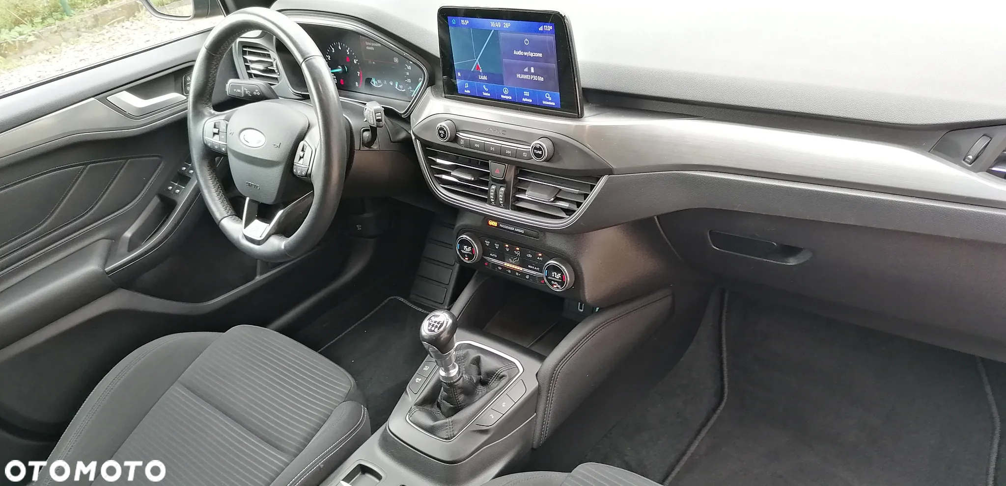 Ford Focus 1.5 EcoBoost Titanium - 9