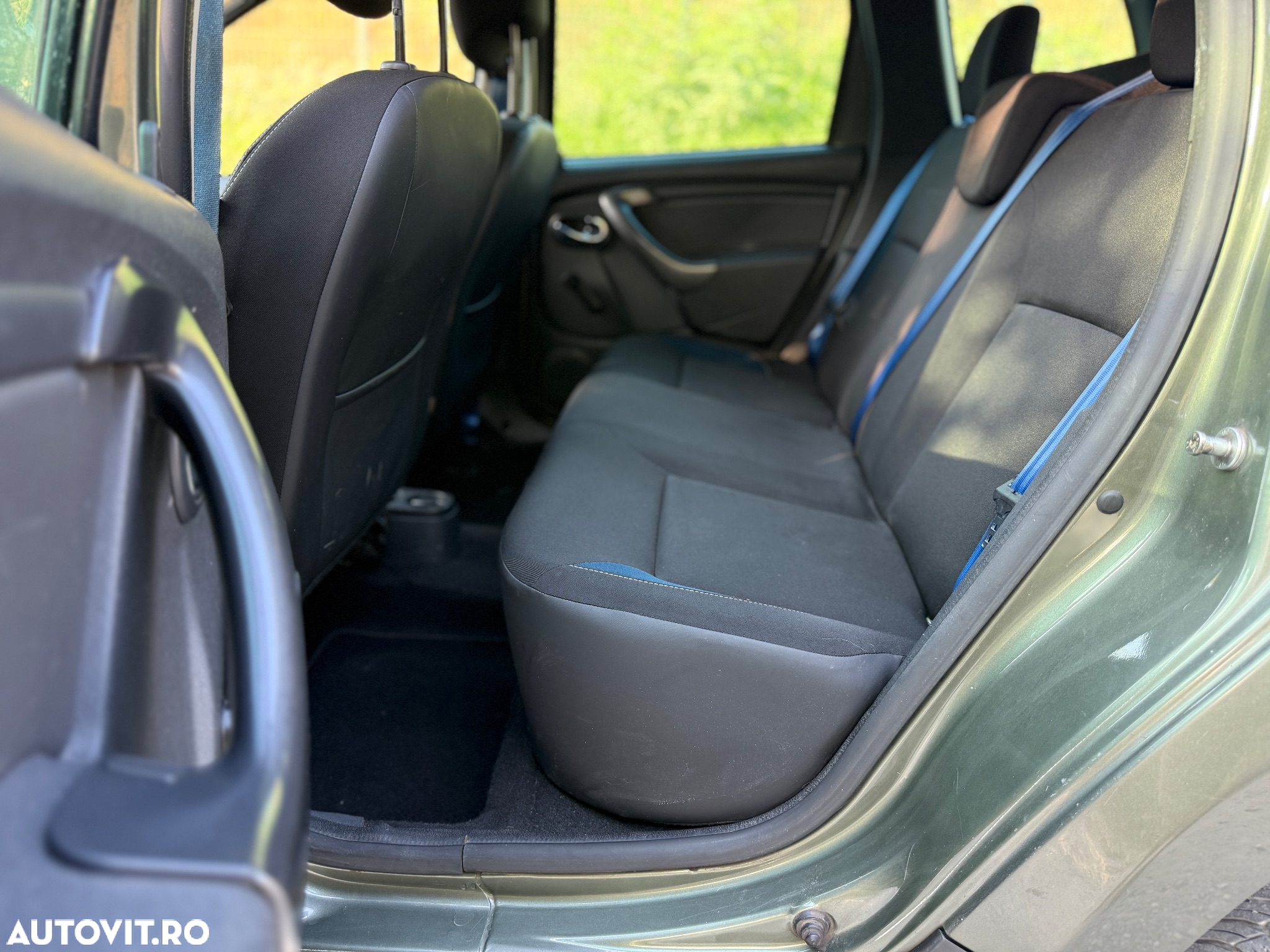 Dacia Duster 1.5 dCi 4x2 Laureate - 5