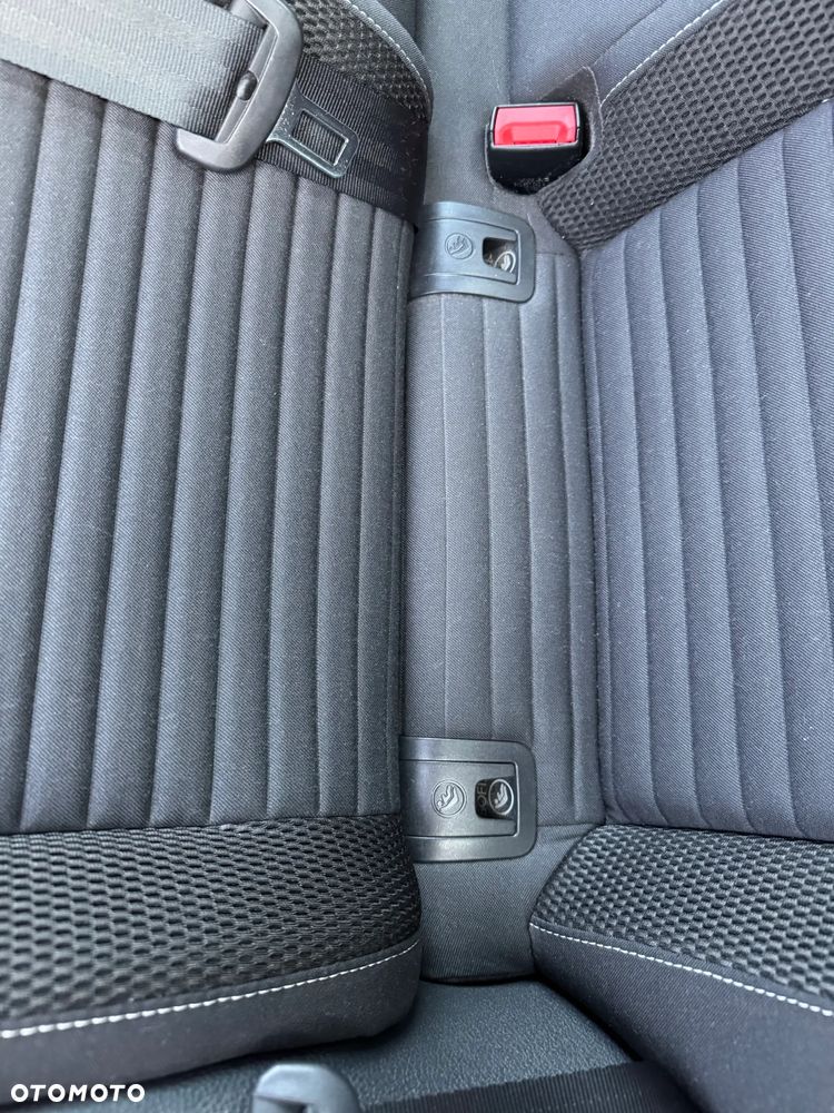 Volkswagen Golf 1.2 TSI BlueMotion Technology Cup - 11