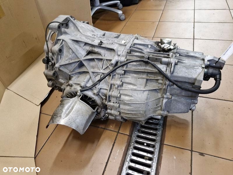 AUDI A6 C5 2.4 V6 SKRZYNIA BIEGÓW AUTOMAT MULTITRONIC GWQ - 6