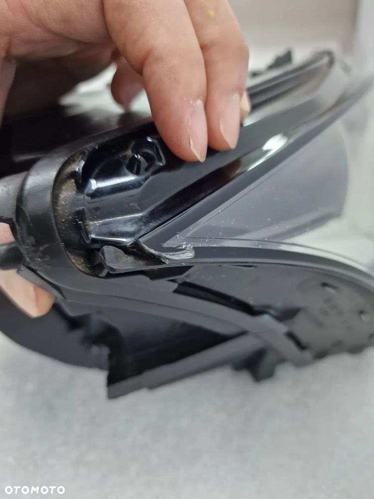 AUDI TT 8J0 PRAWA LAMPA PRZEDNIA PRZÓD XENON , NR 8J0941004D , NR AUKCJI LA520 - 22